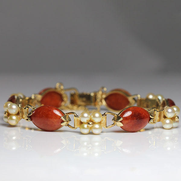 Ming's Red Jade & Pearl Bracelet - Hawaii Estate & Jewelry Buyers