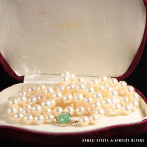 Ming's Hawaii Jade Clasp 32" Pearl Necklace