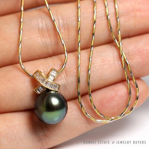 Tahitian Black Pearl & Diamond 18K Yellow Gold Pendant Necklace 18 Inch - Image 2
