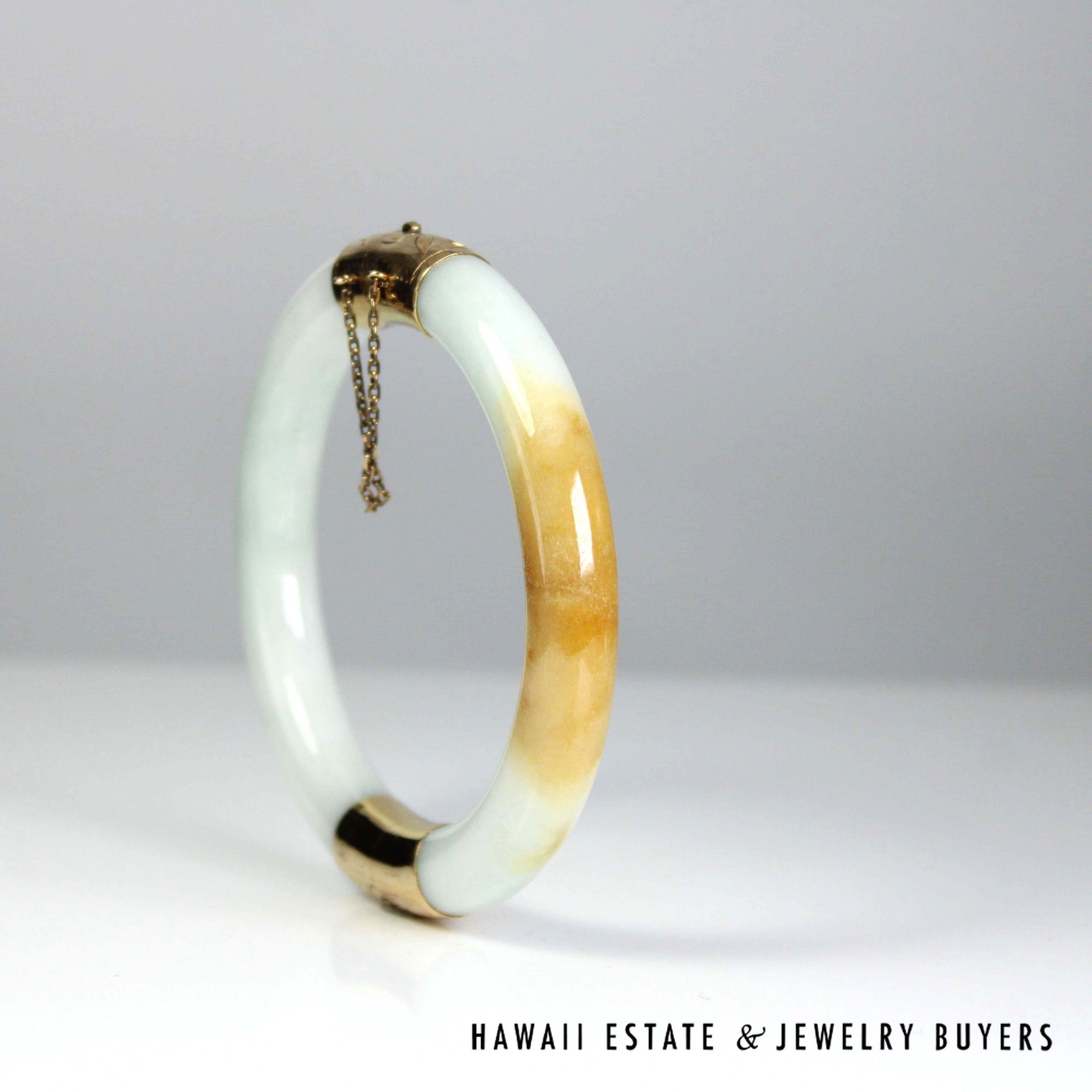 White & Brown Jade Hinged Bangle Bracelet Size 7 with 14K Yellow Gold Clasp - Image 2